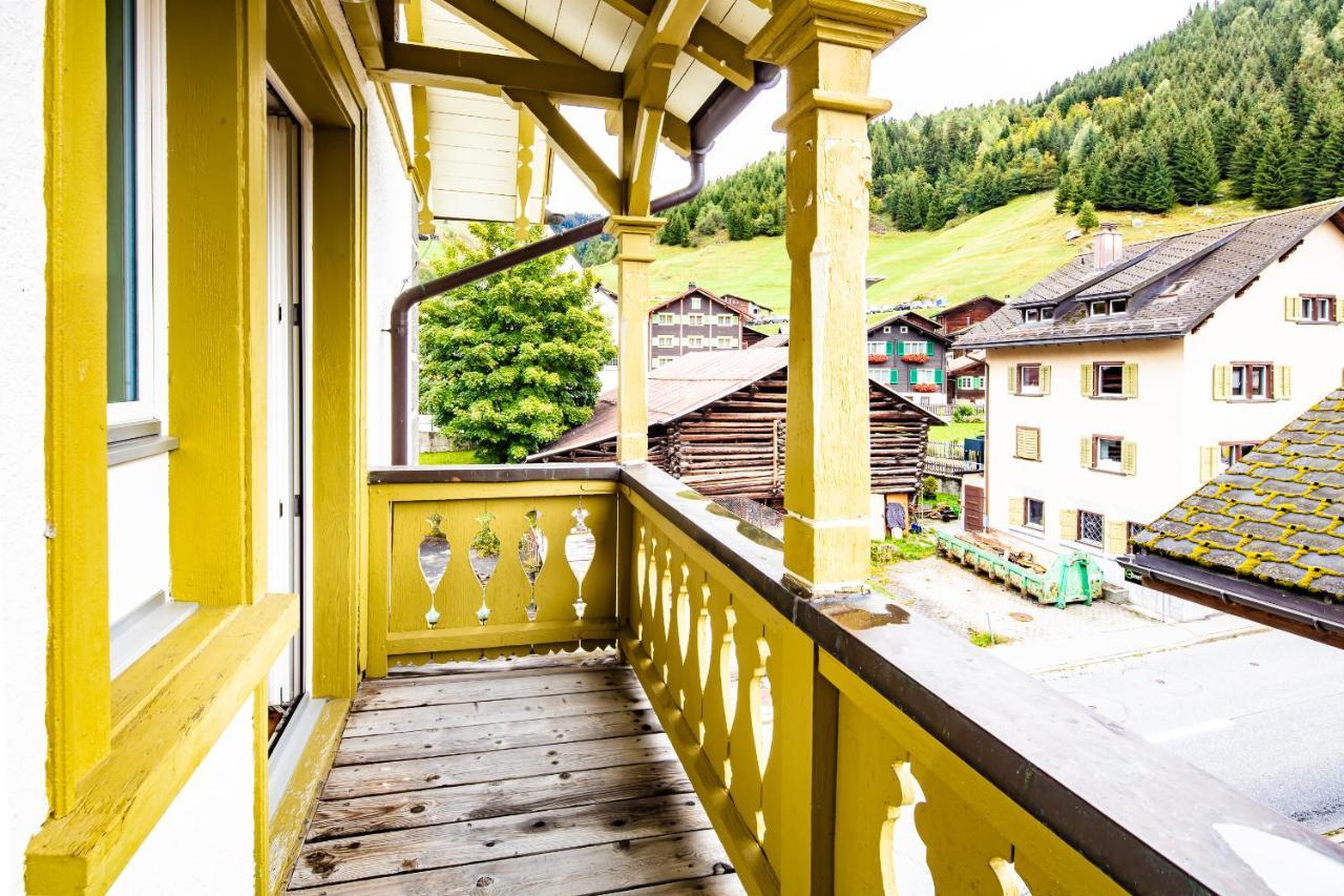 Hotel Vallatscha Curaglia Eksteriør billede
